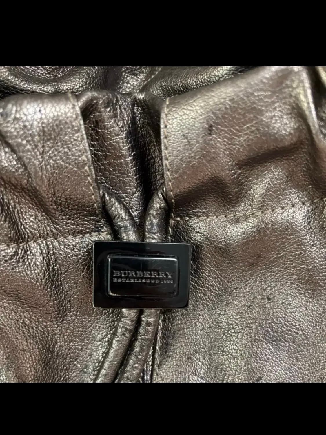 버버리 빅백 상품이미지4