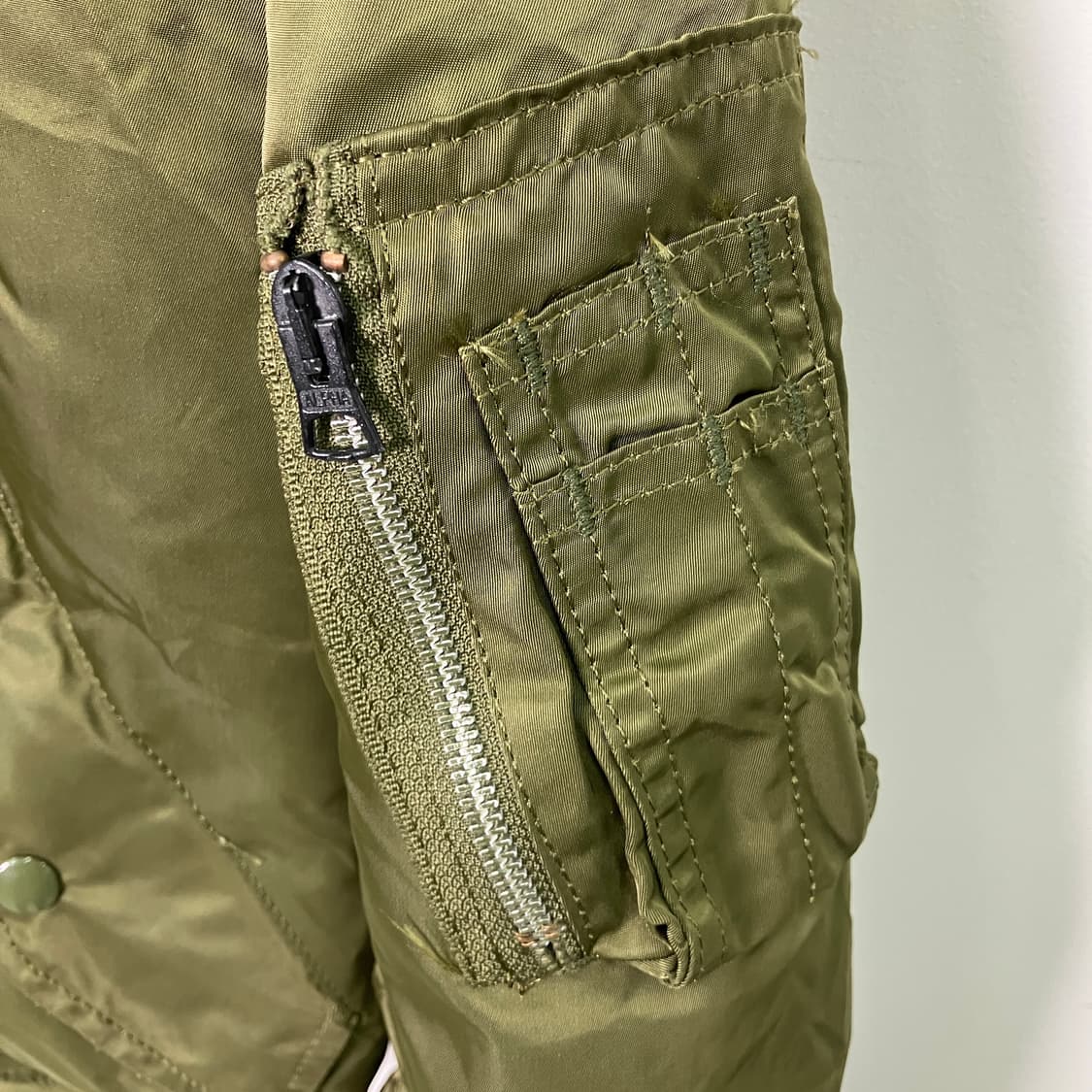 알파인더스트리 카키 ma-1 항공 점퍼 M 상품이미지8