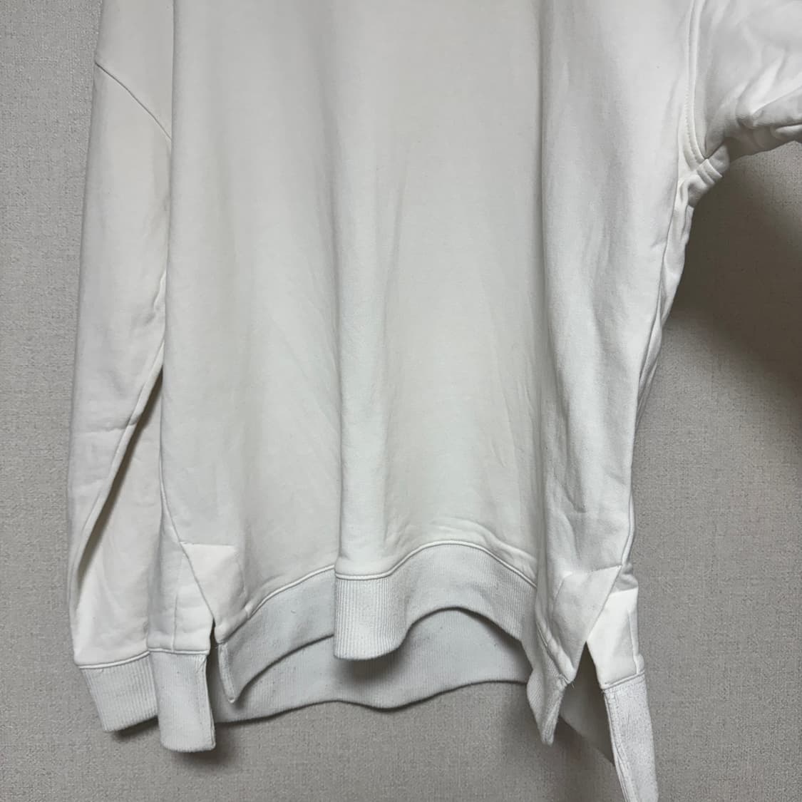 ILCORSO 아이보리 맨투맨 110 팝니다! 상품이미지6