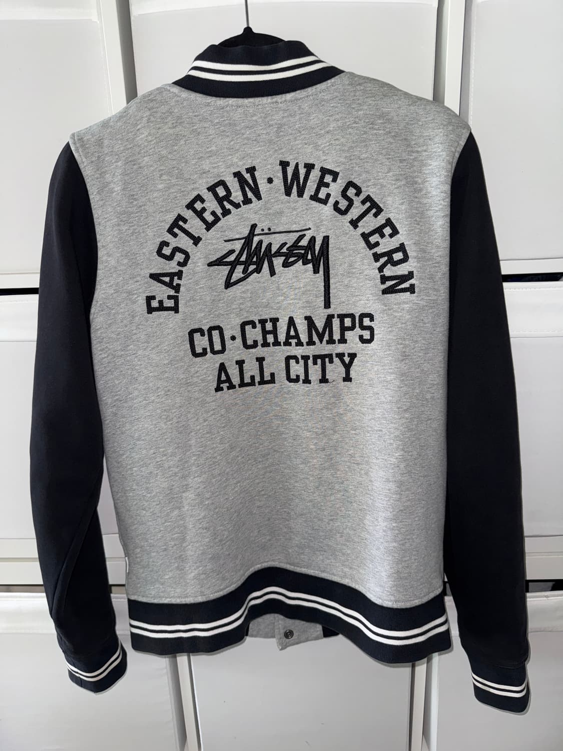 스투시 13ss 스웻 바시티 자켓 상품이미지2