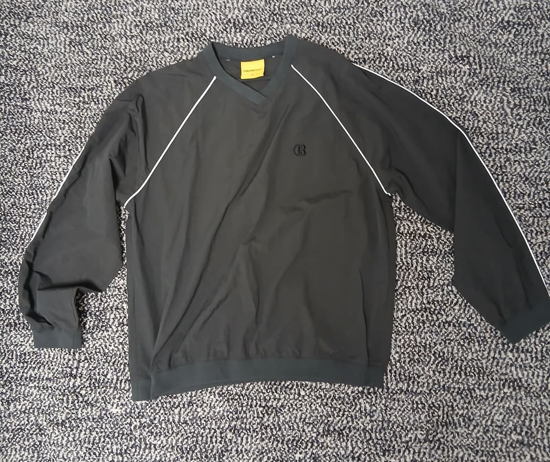 (곤니치와봉쥬르)나일론 웜업(차콜)무신사 상품이미지1