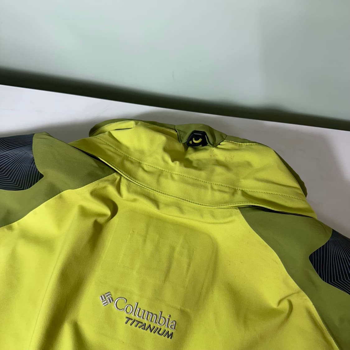 105 XL 컬럼비아 그린배색 나일론 고어텍스 PROSHELL 등산바막 상품이미지9