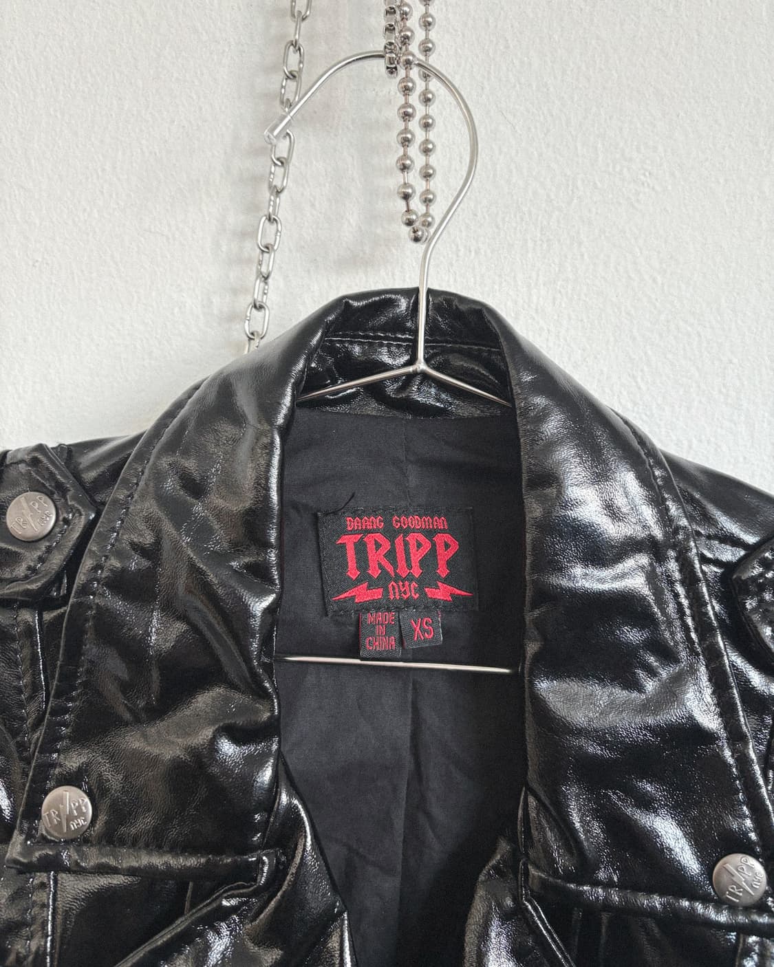 tripp nyc 페이턴트 레더 크롭컷 라이더자켓 상품이미지6