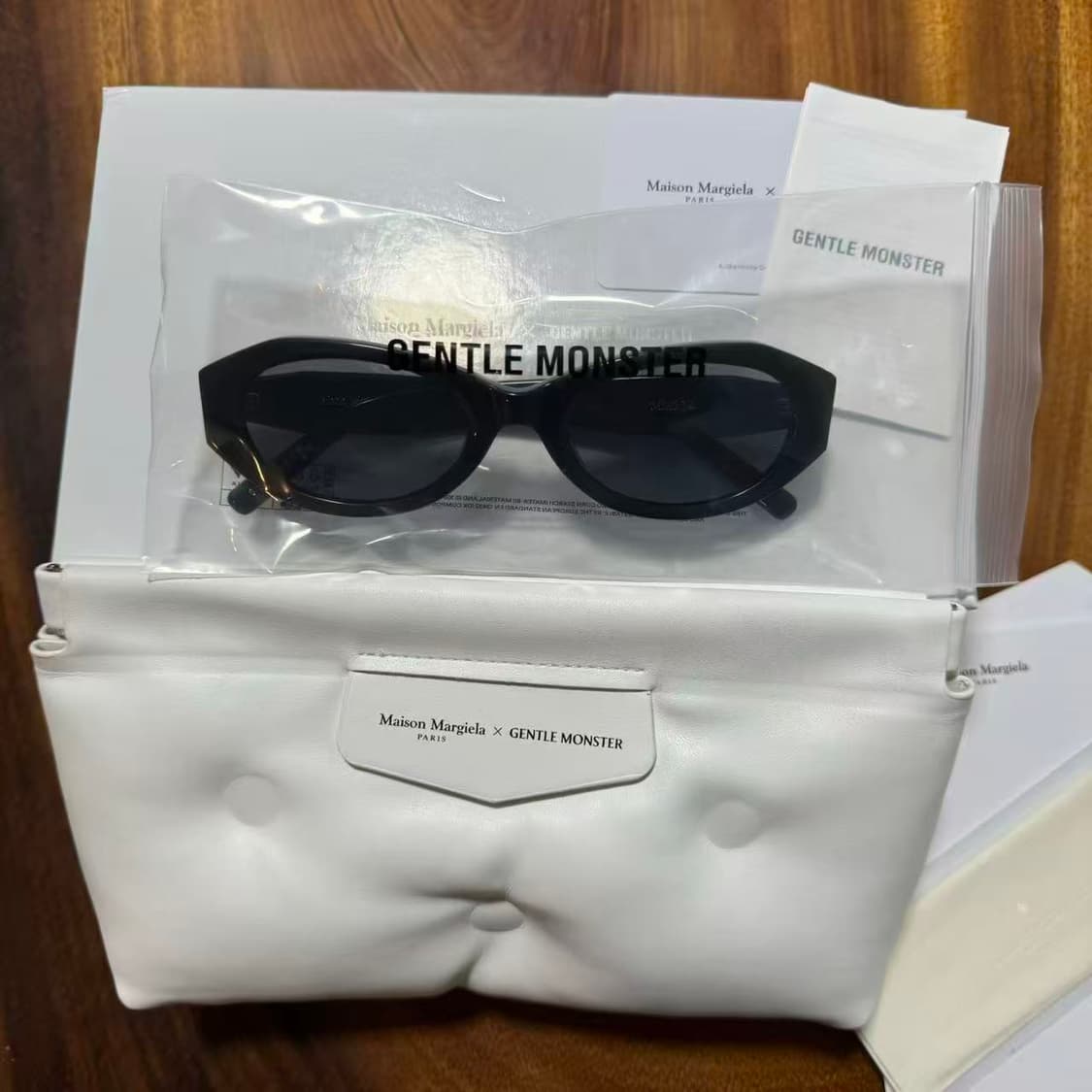 (정품)젠틀몬스터x메종마르지엘라 MM204 01 선글라스    상품이미지1