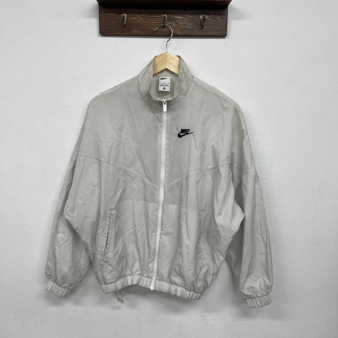 나이키 NSW 화이트 윈드브레이커 자켓 바람막이(S) 상품이미지4