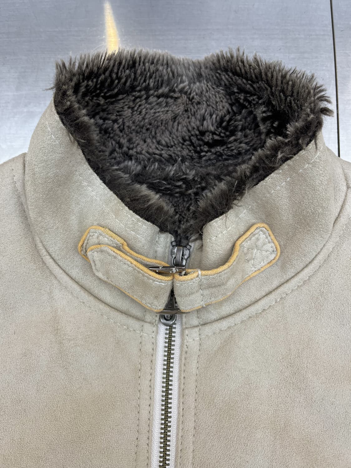 Maie&Co. 폭스 레더 쉐르파 자켓 상품이미지5