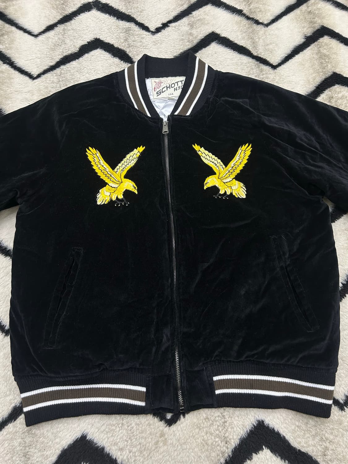 [XL]쇼트 수베니어 벨루어 자수 봄버 자켓/블랙 상품이미지4