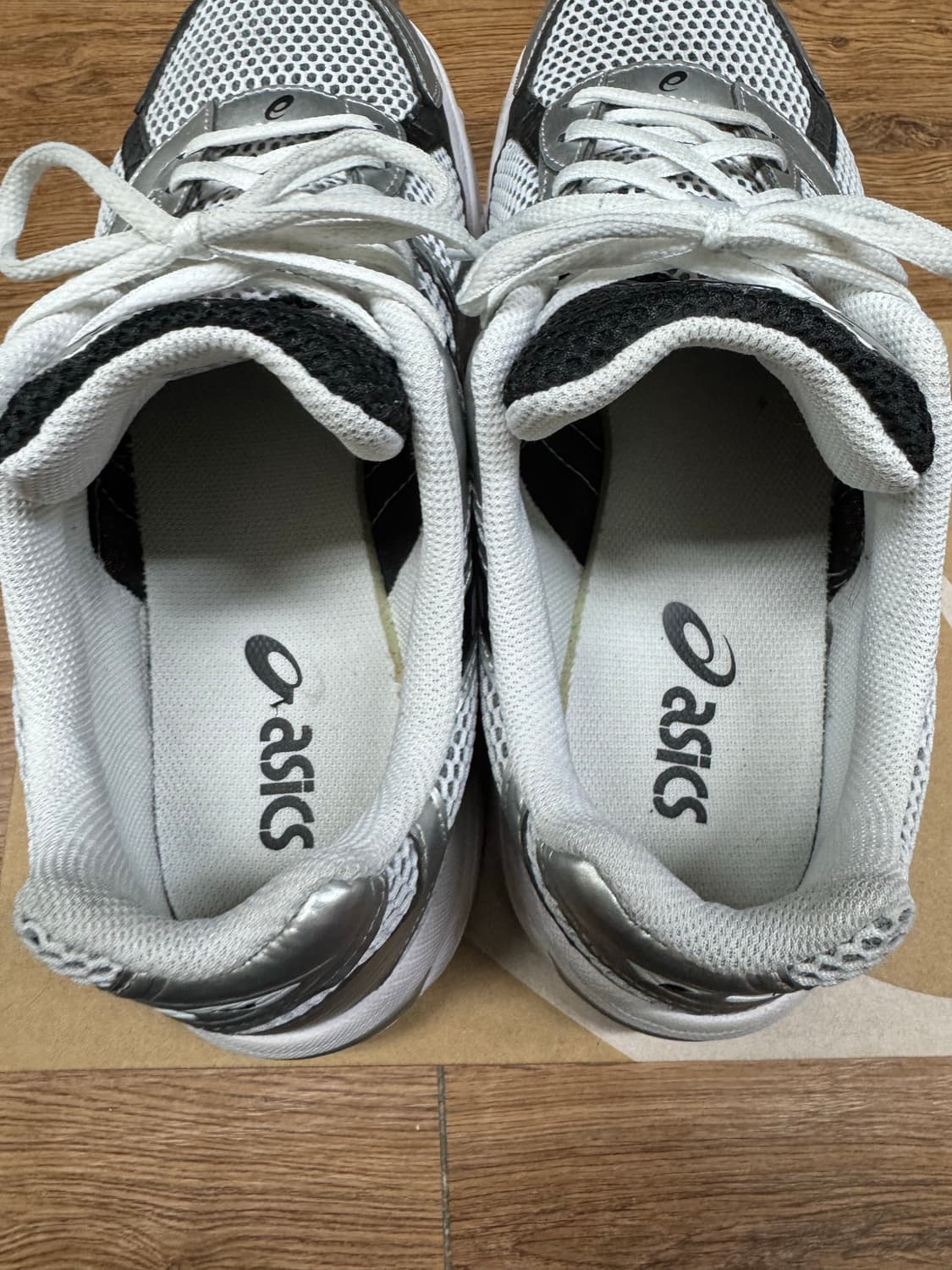 아식스 젤 1130 화이트 블랙 285 상품이미지4