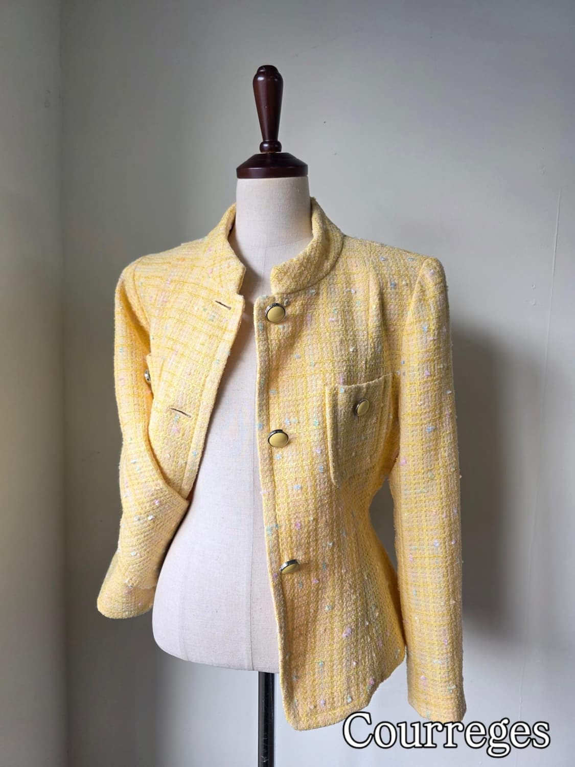 courreges 꾸레쥬 각인 단추 보카시 트위드 자켓 상품이미지1