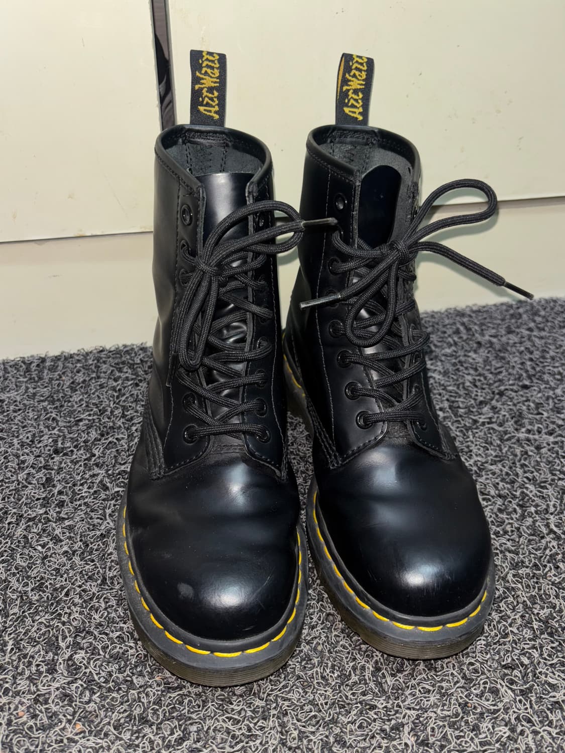 닥터마틴 1460 8홀 블랙 스무스 부츠 240MM 상품이미지1