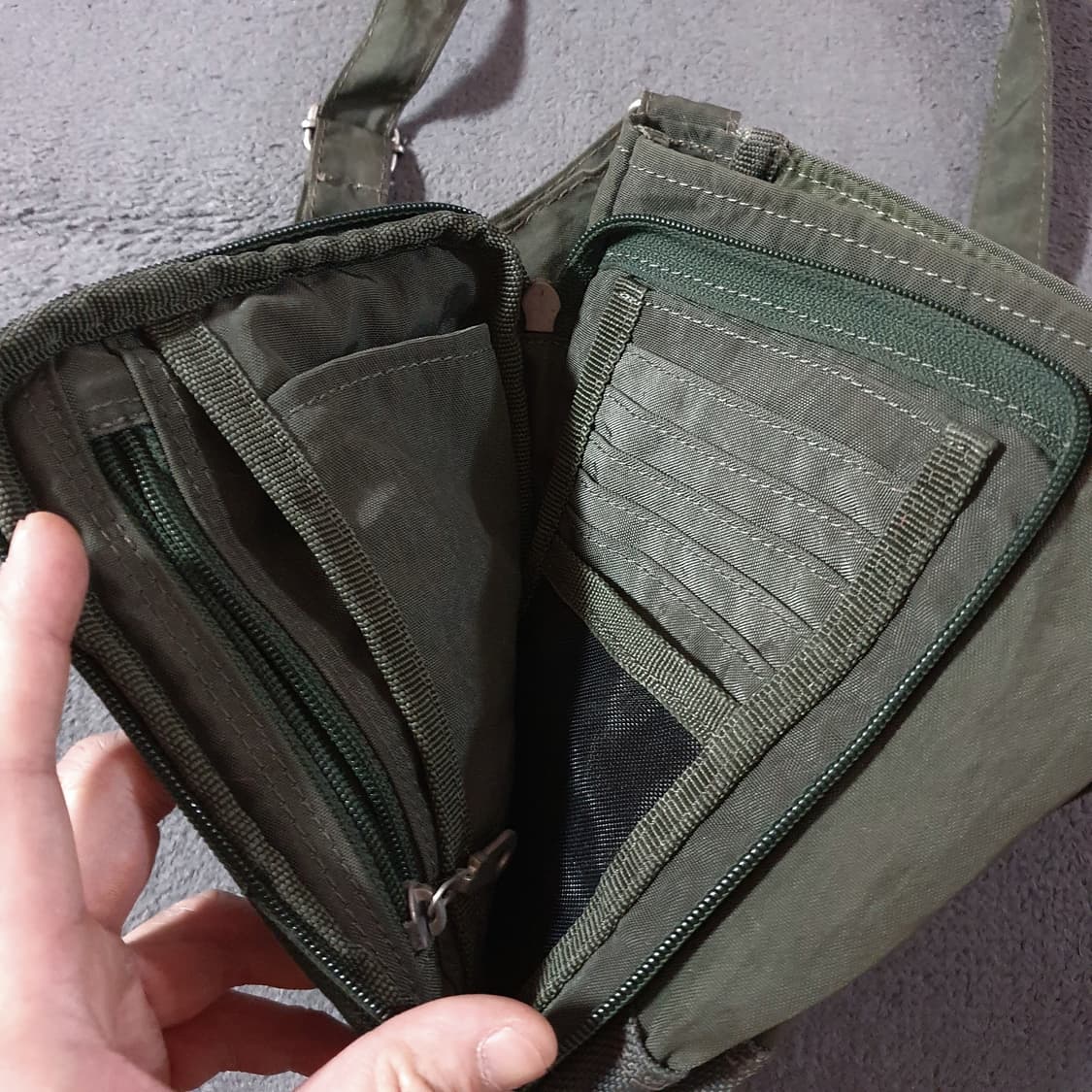 컬럼비아 90s 카키 멀티포켓 파우치백 크로스백 숄더백 상품이미지6