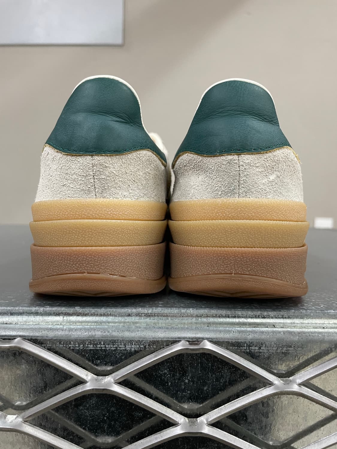 아디다스 가젤 볼드 크림 화이트 네이비 235 상품이미지3