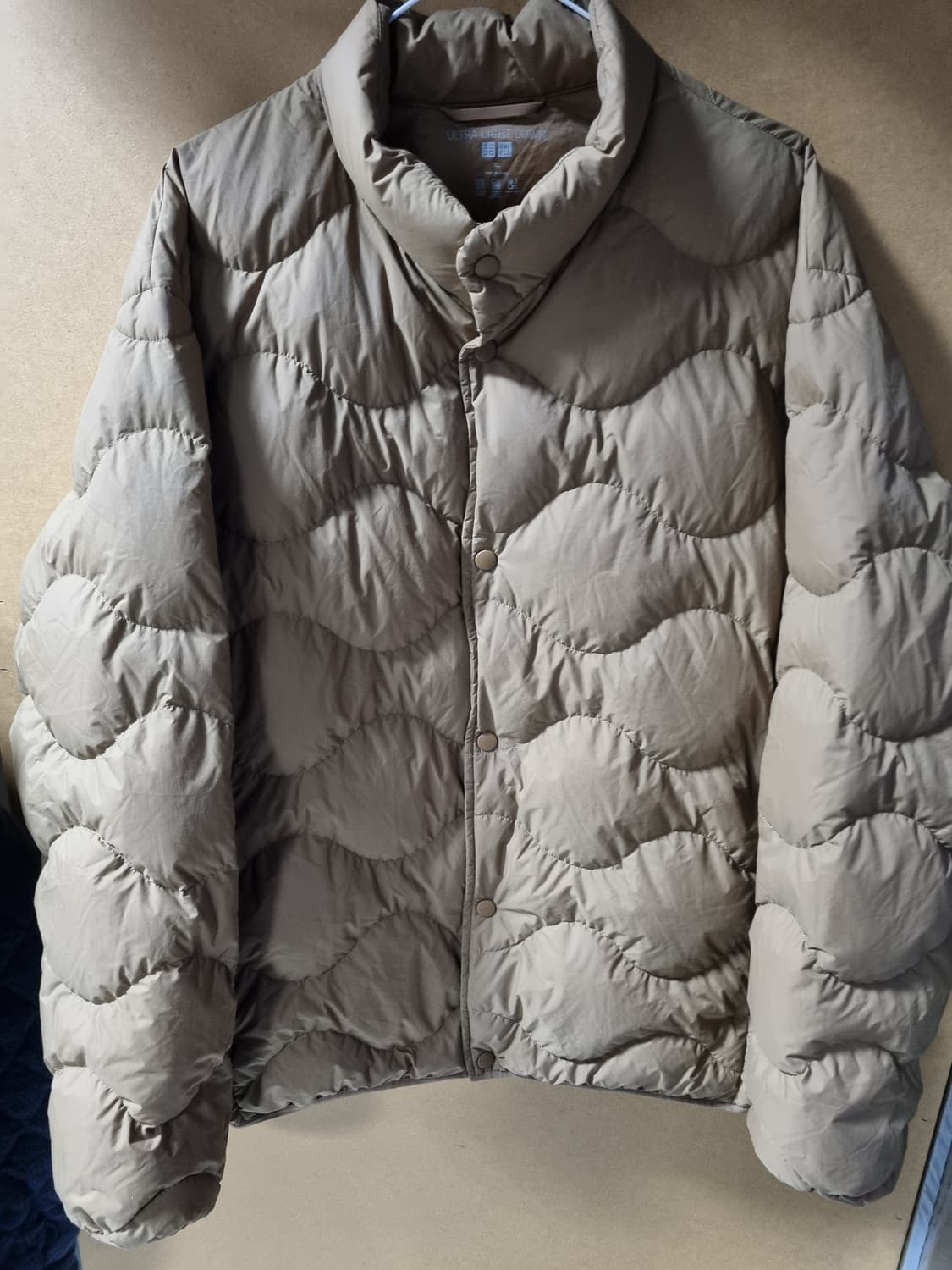 유니클로 남성 울트라라이트 다운패딩  상품이미지1
