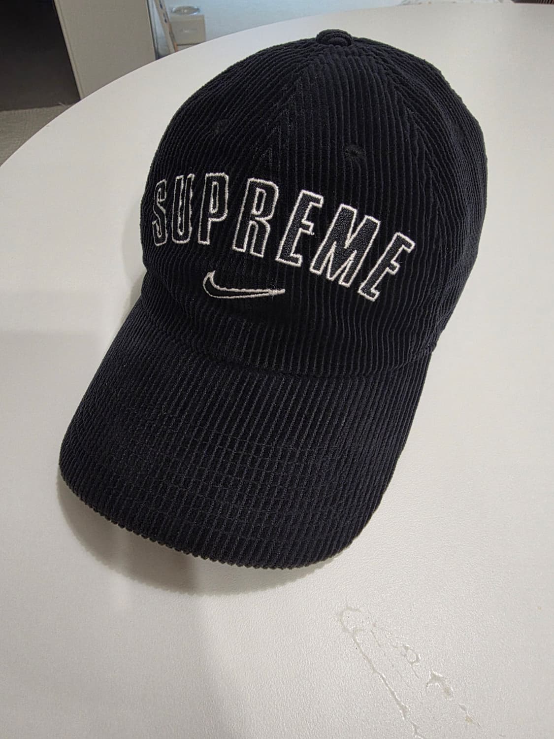 슈프림 x 나이키 아크 코듀로이 6-패널 캡 블랙 - 22SS 상품이미지1