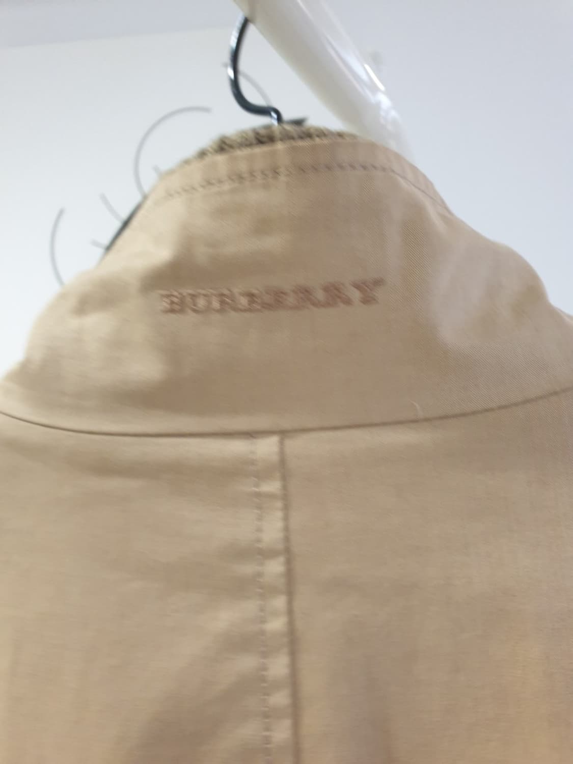 버버리 남성 경량+ 트렌치 아우터  상품이미지7