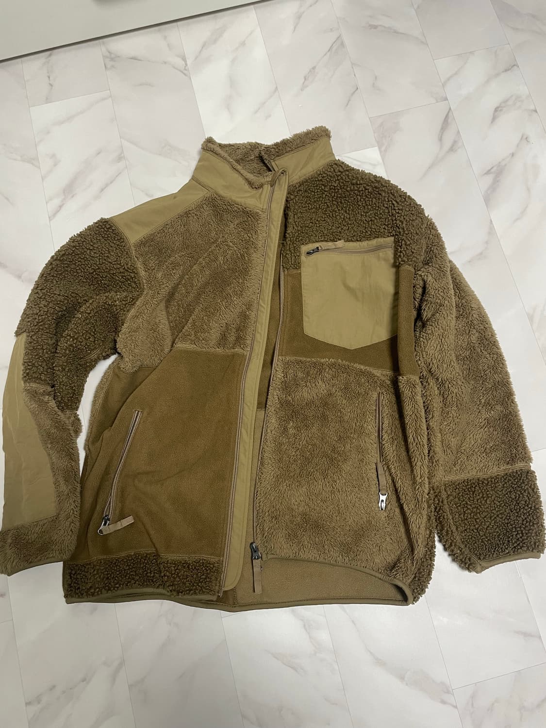 유니클로 x 엔지니어가먼츠 후리스 xl > L 교환 상품이미지1