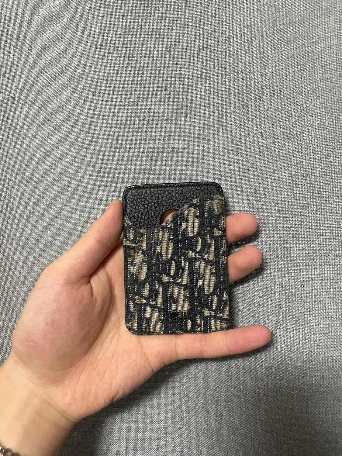 디올 오블리크 맥세이프 카드지갑 상품이미지2