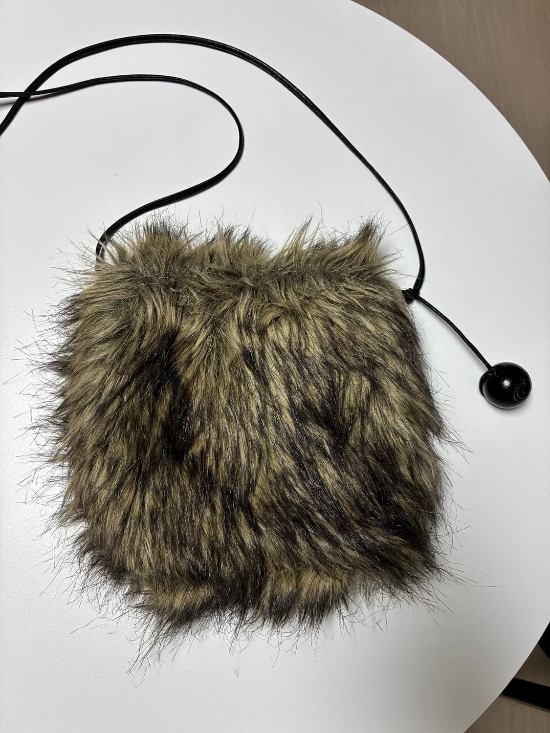 콜로신스 퍼 가방 상품이미지3