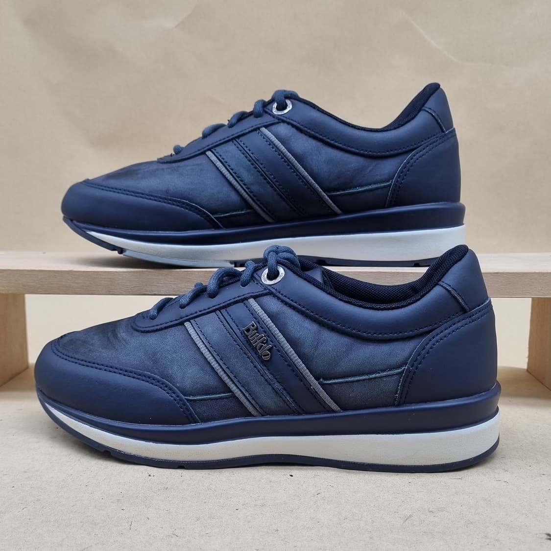 금강 버팔로 여성운동화235 상품이미지1