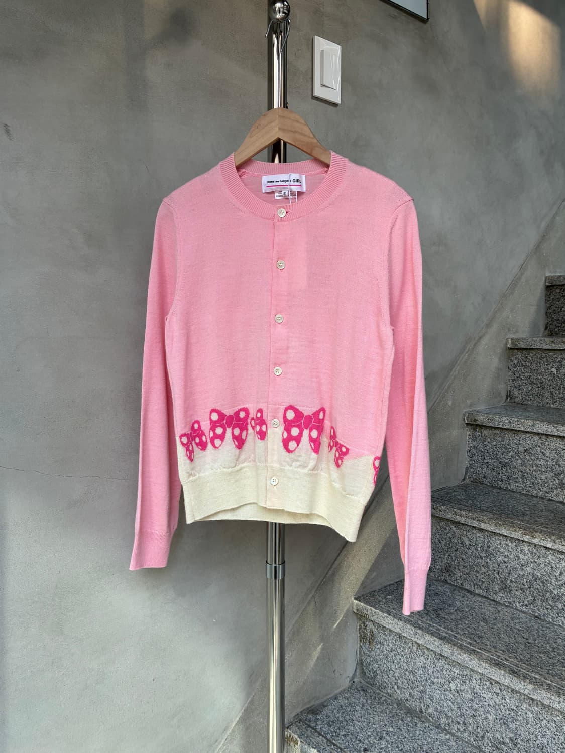 꼼데가르송 걸 디즈니 리본 가디건 상품이미지1