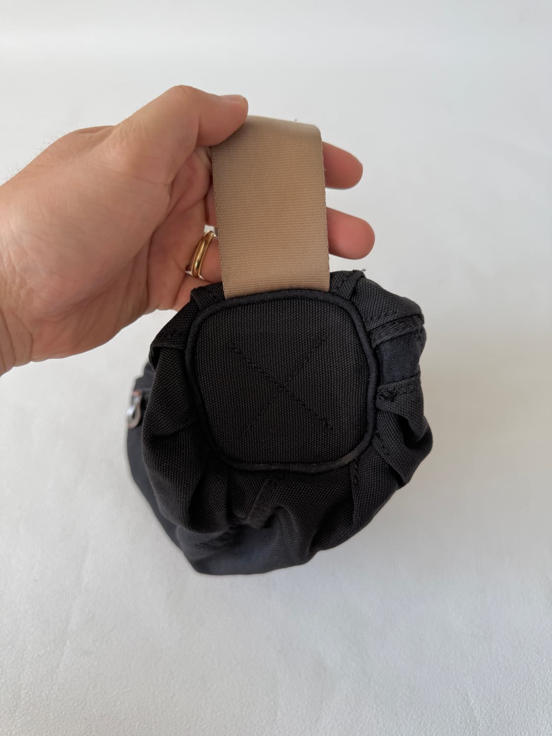 나이키(NIKE) 트위스트 원통백 상품이미지3