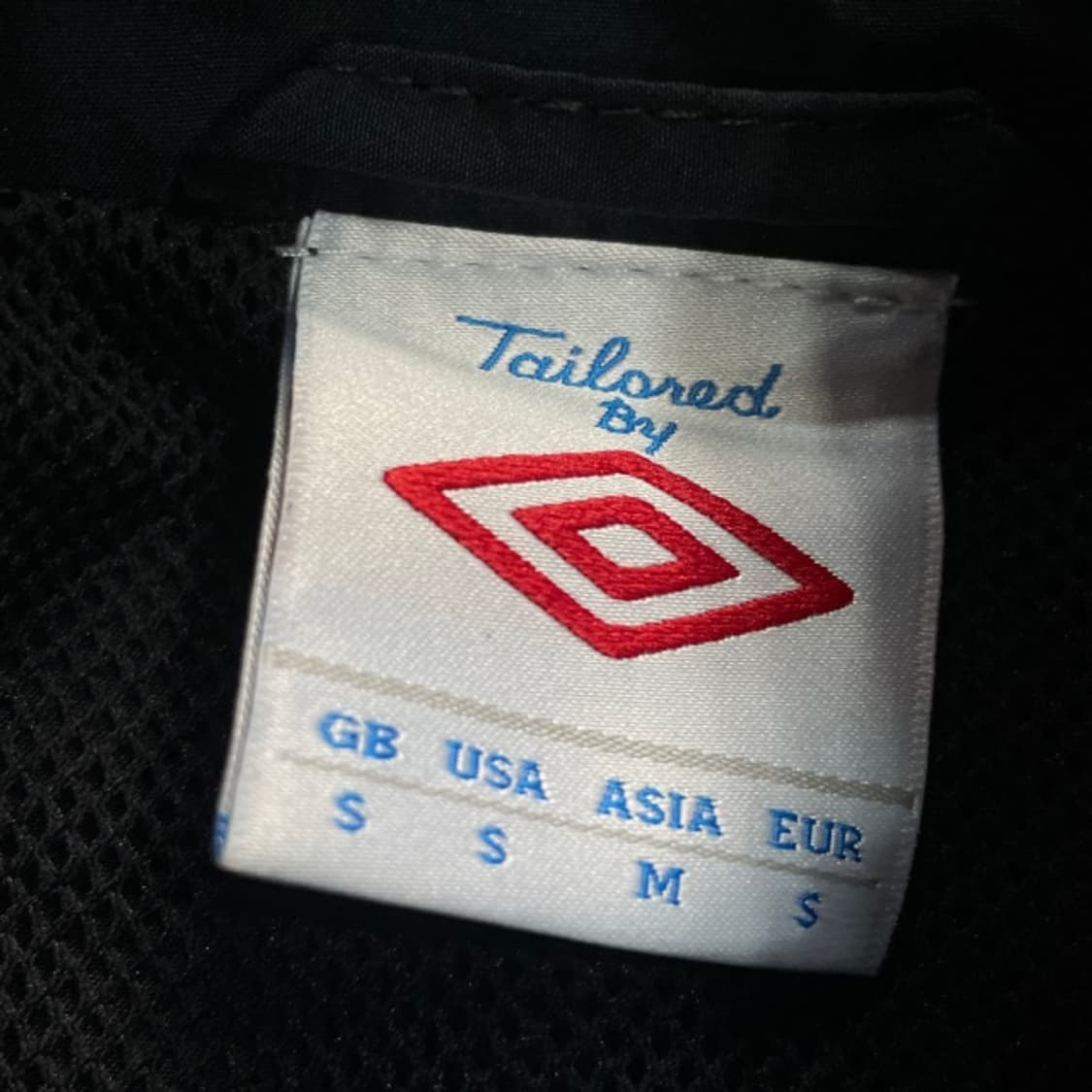 95 엄브로 바람막이 상품이미지3