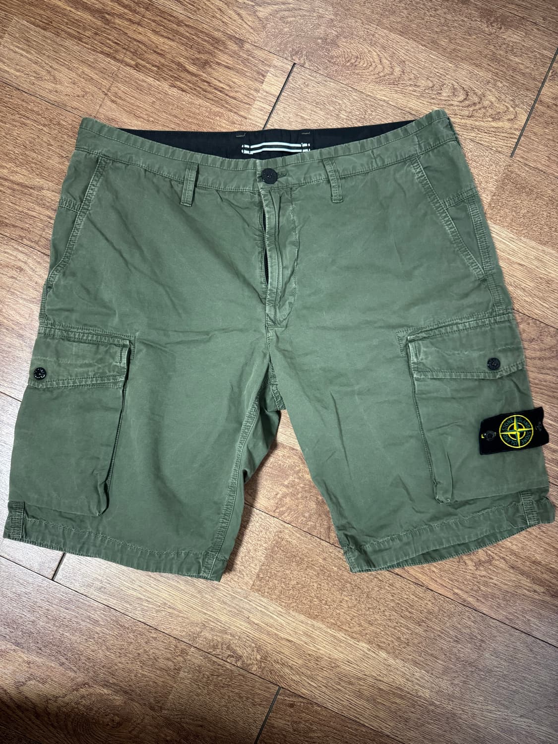 스톤아일랜드 카고 반바지 팝니다 상품이미지1