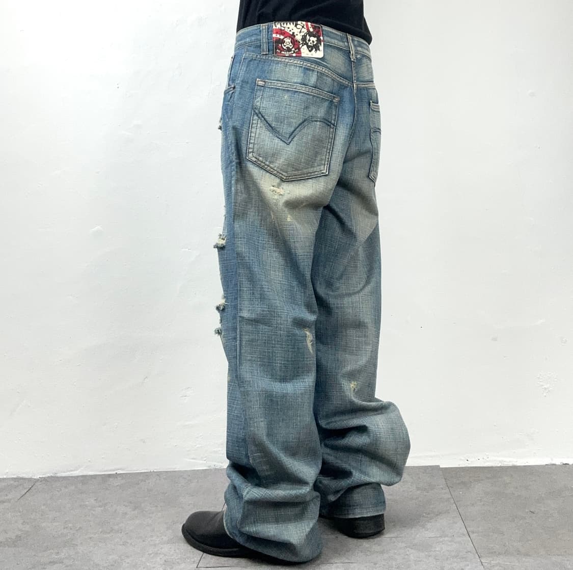 Skull Patch Low Crotch Wide Denim Pants 상품이미지4