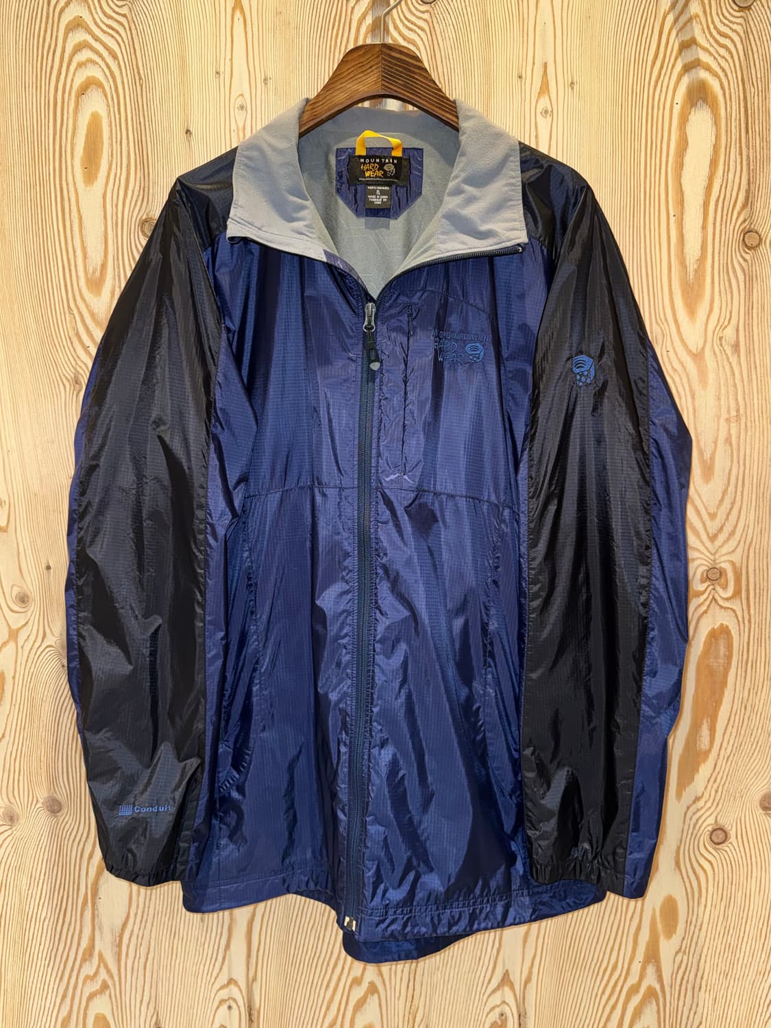 마운틴 하드웨어 윈드브레이커  상품이미지1