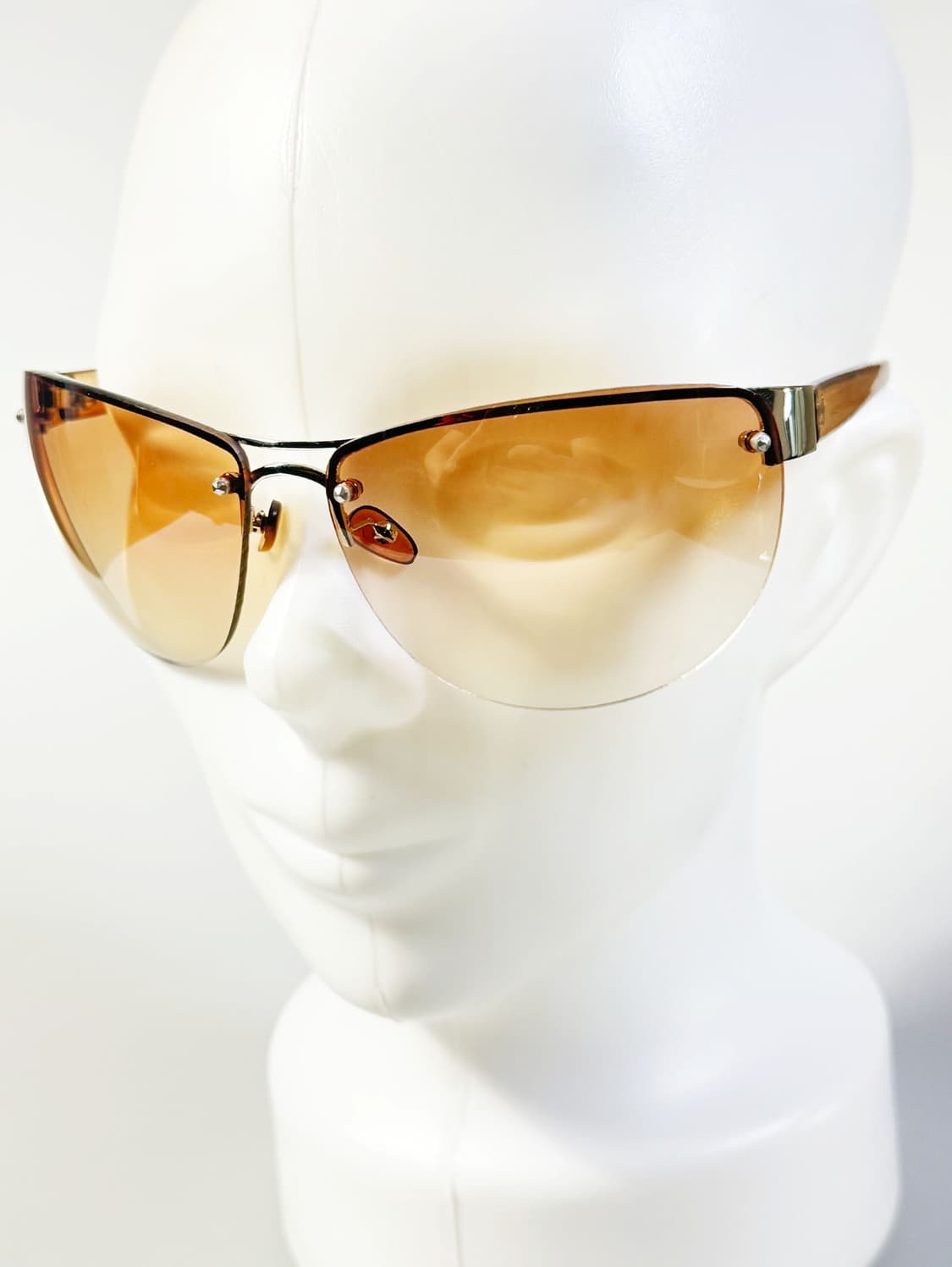 빅 무테 스퀘어 랩 어라운드 프레임 빈티지 틴트 선글라스 상품이미지8