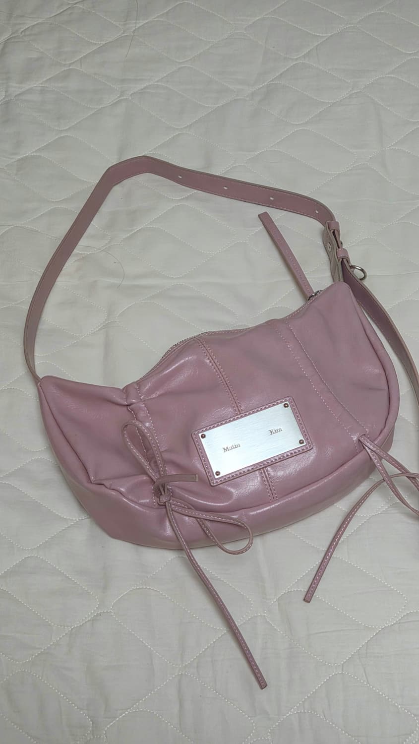 마뗑킴 하프 셔링 리본 리본백 핑크 상품이미지1