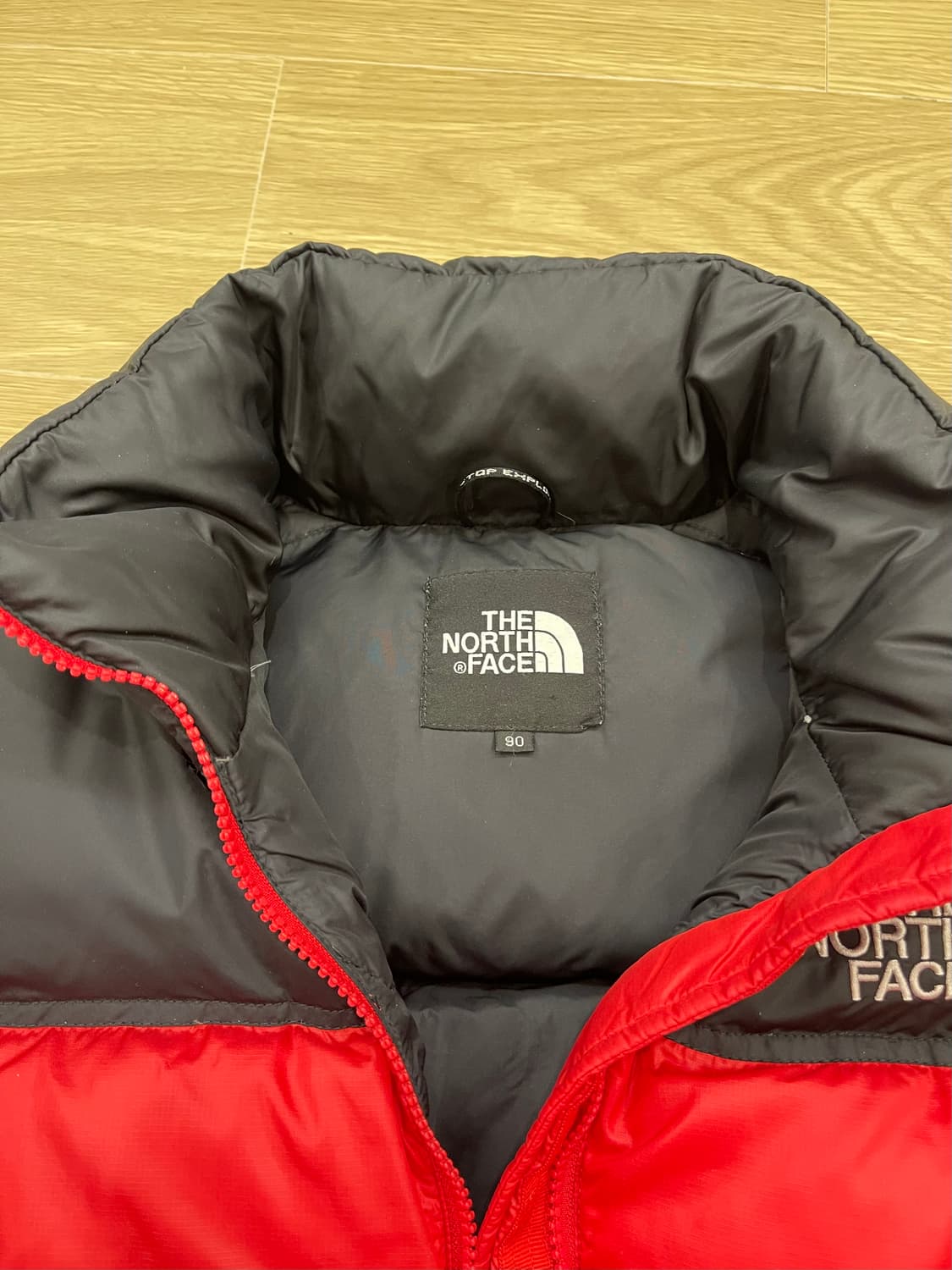 노스페이스 눕시 구버전 700 패딩 레드 90 상품이미지4