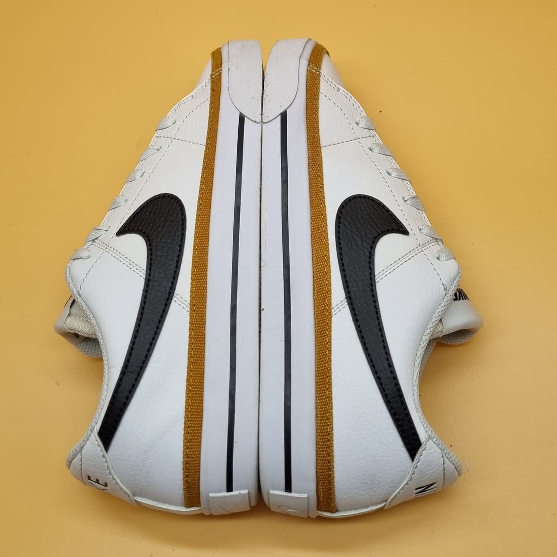 나이키 코트 레거시 스니커즈245. 상품이미지5