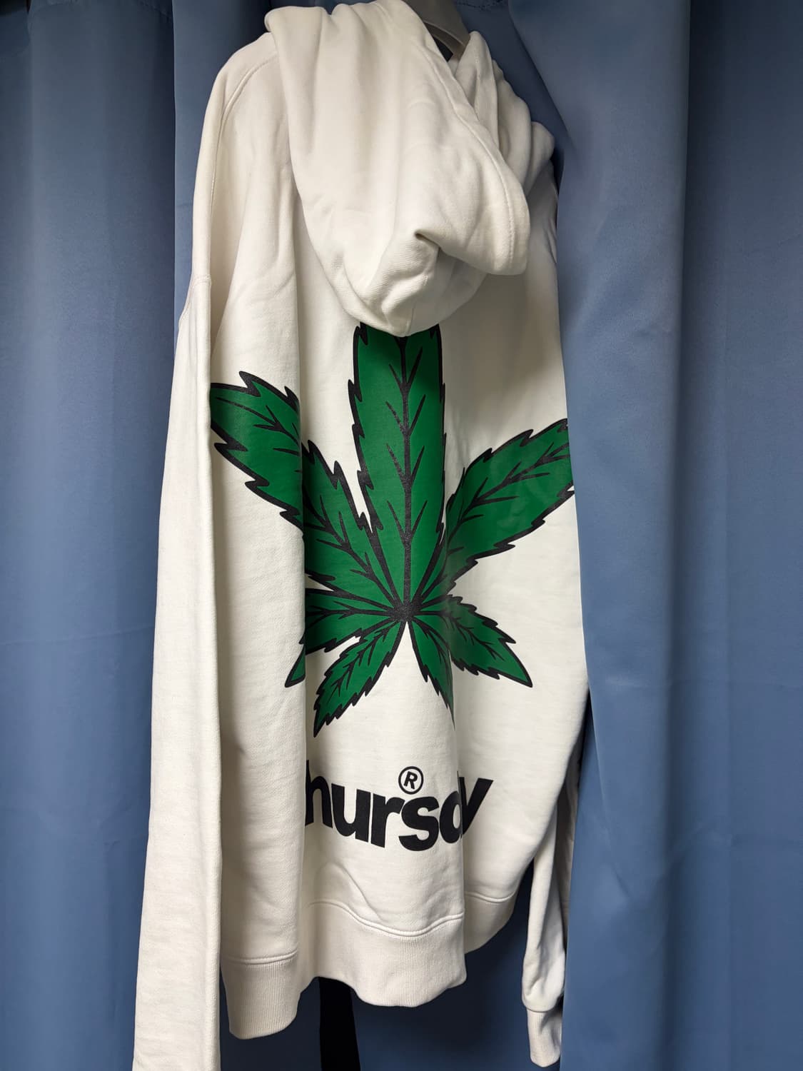 떨스데이 후드 화이트 L 상품이미지2