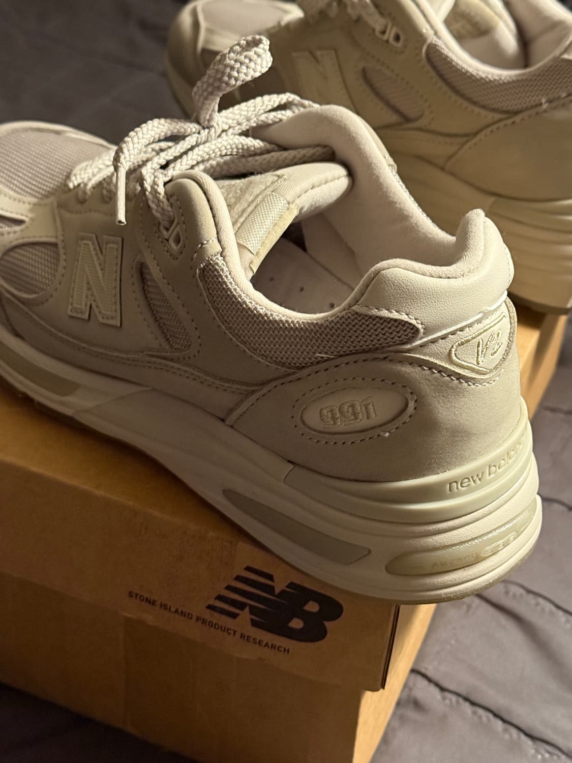 뉴발란스 X 스톤아일랜드 991v2 UK Sand 상품이미지7