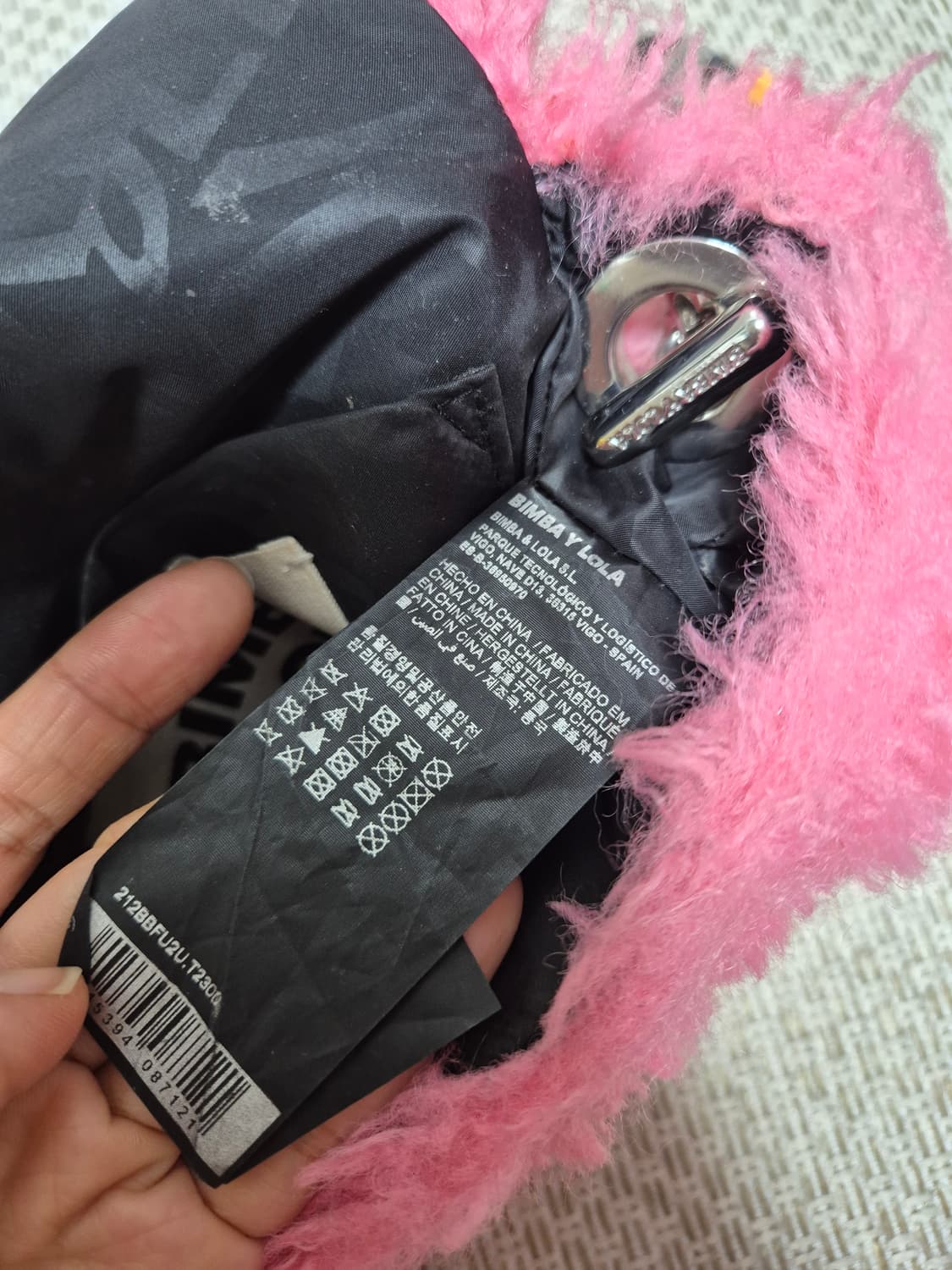 빔바이롤라 핑크퍼 크로스 바디 가방 상품이미지10