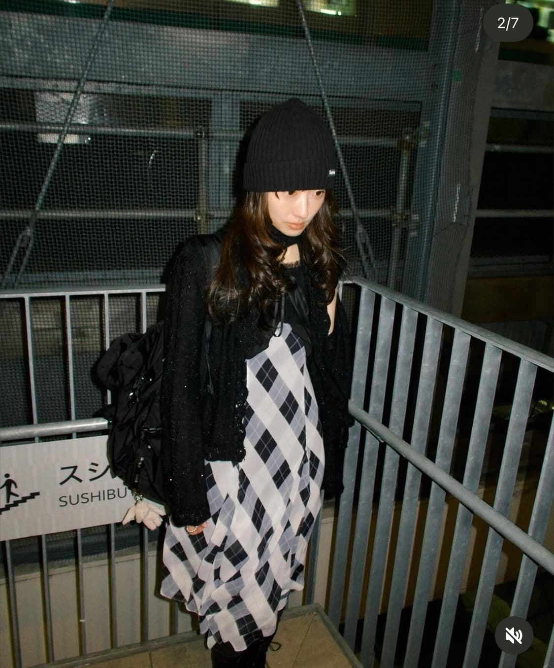 플레따 81 레이스 언발 쉬폰 블랙 드레스 상품이미지1