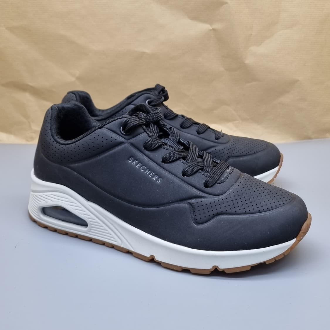 스케쳐스 우노와이드 여성운동화235 상품이미지1