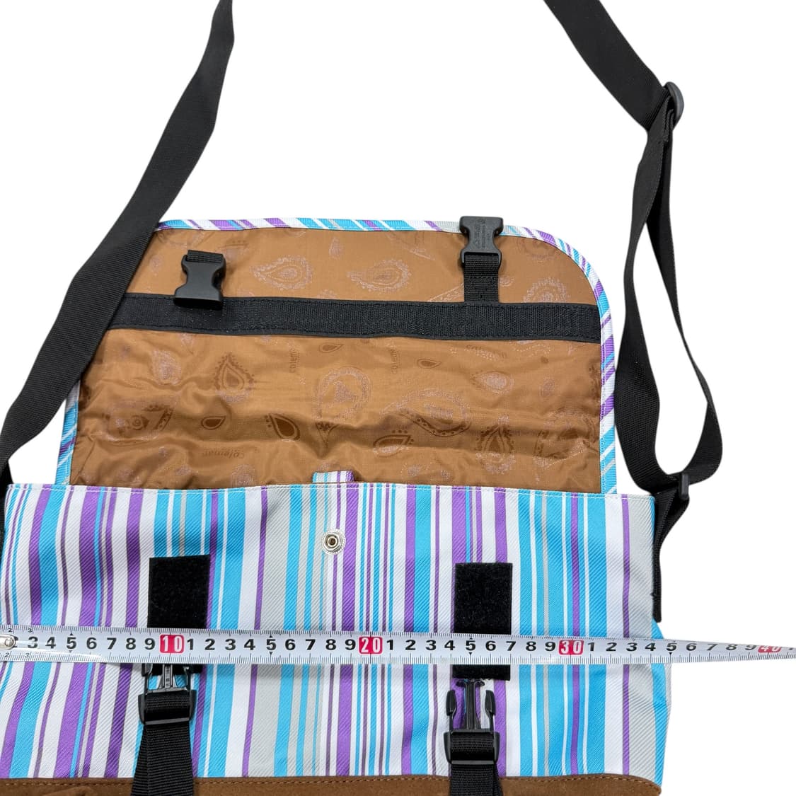 콜맨 스트라이프 포켓 크로스백 가방 상품이미지7