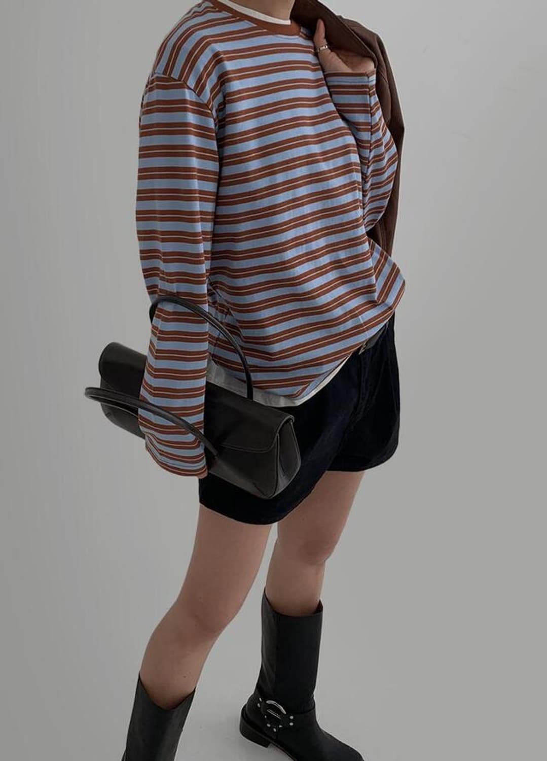 라룸 티셔츠 상품이미지2