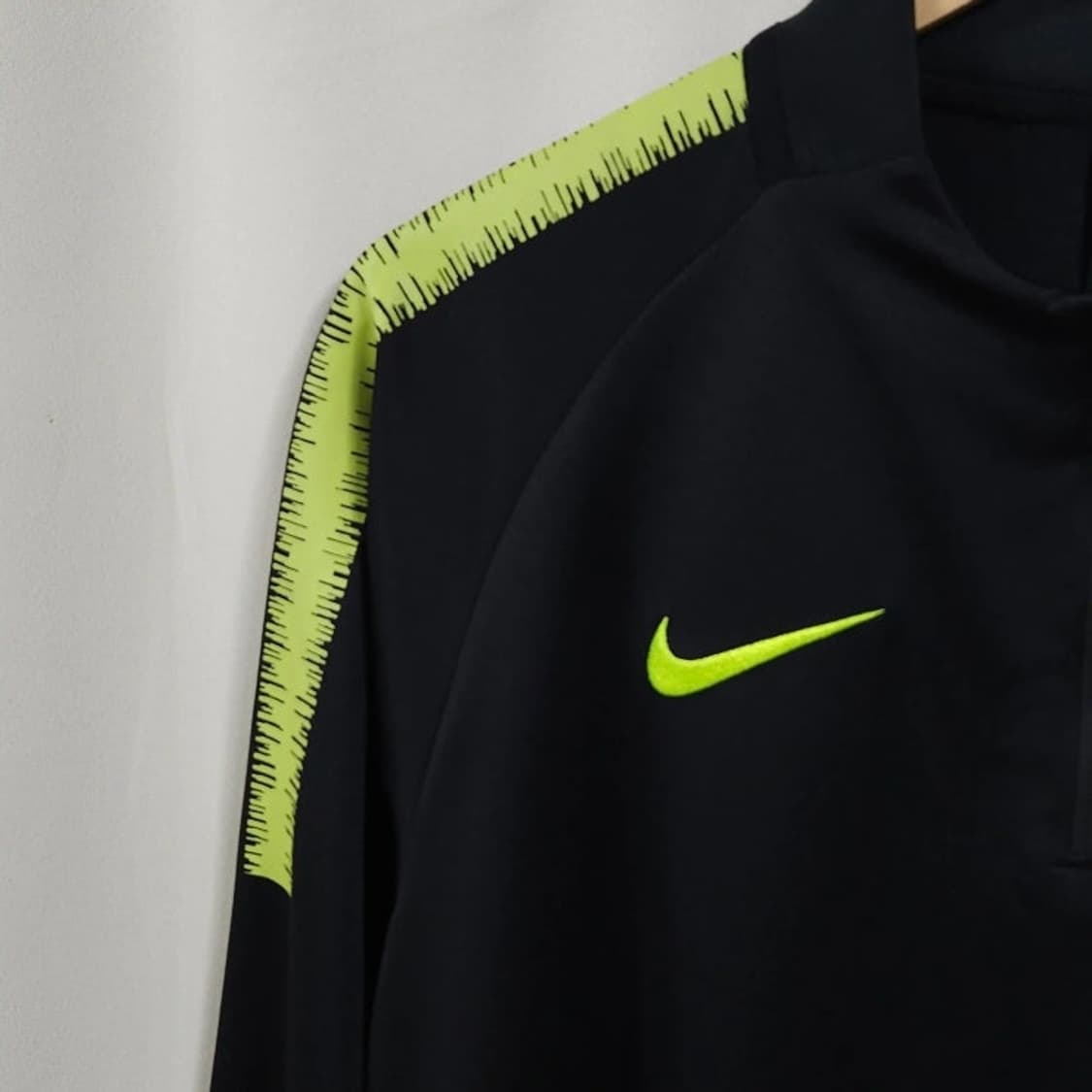 100 Nike 나이키 대한민국 18~20국대 드릴탑 져지 반집업 상품이미지3