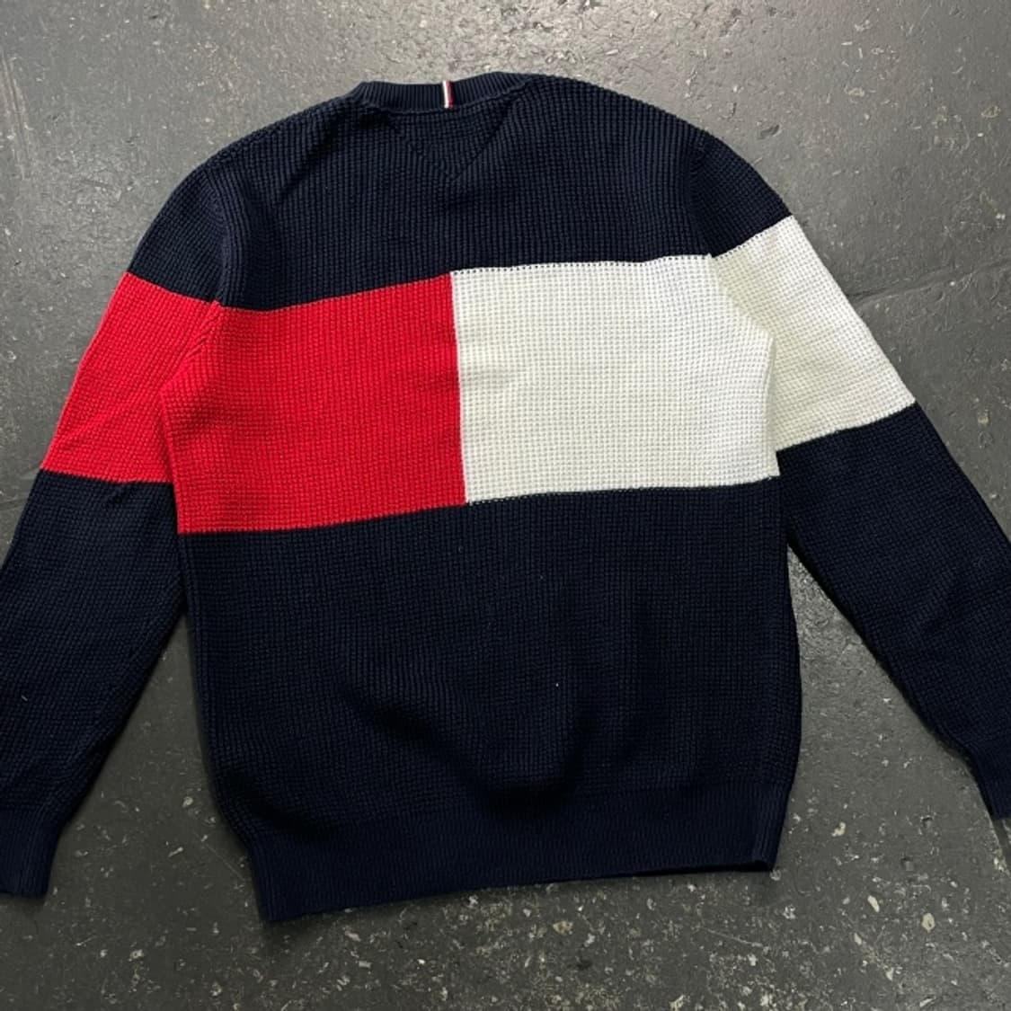 100 타미힐피거 빅로고 니트  상품이미지5