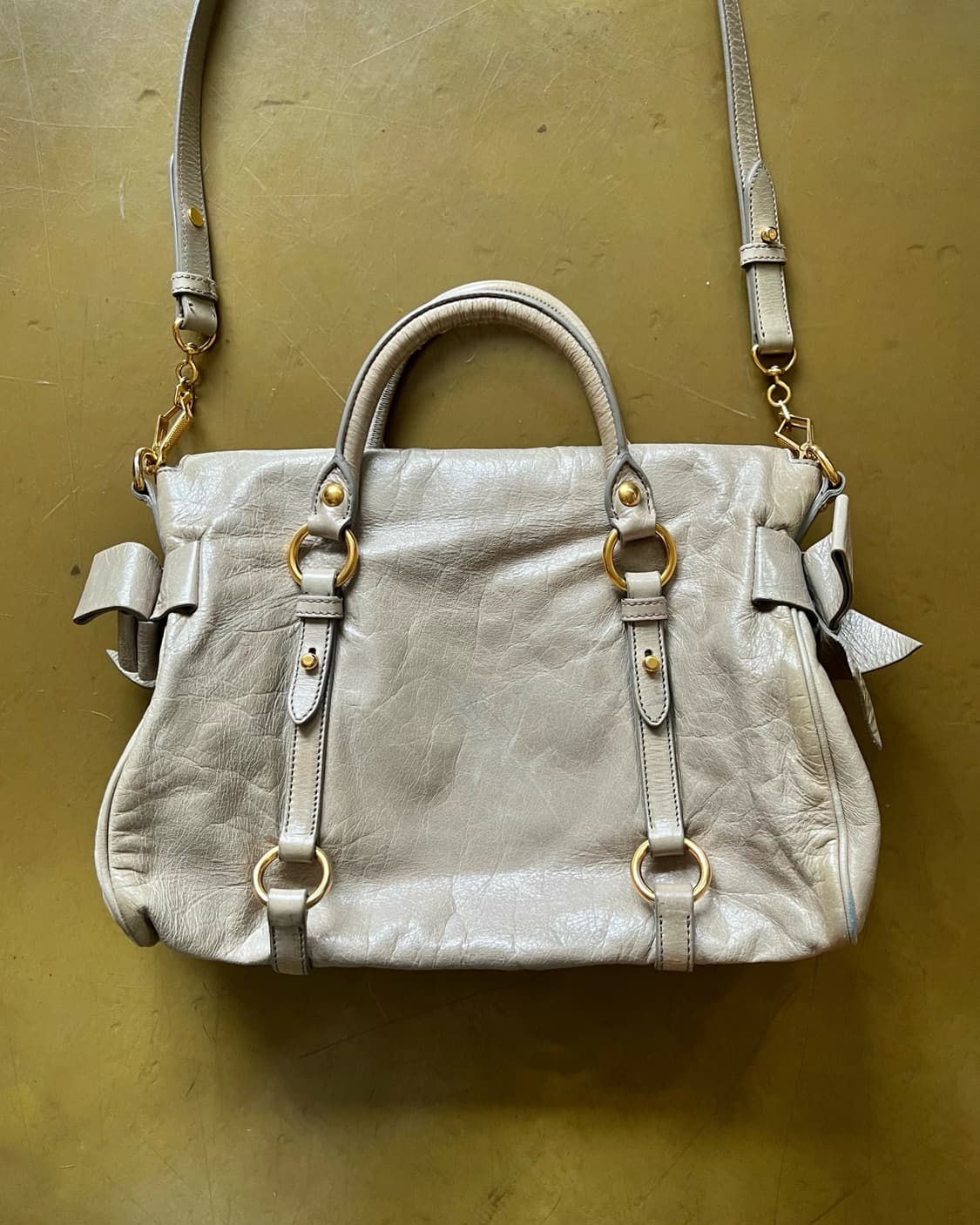 2000s MIU MIU Vitello Shine Ribbon Bag 상품이미지8