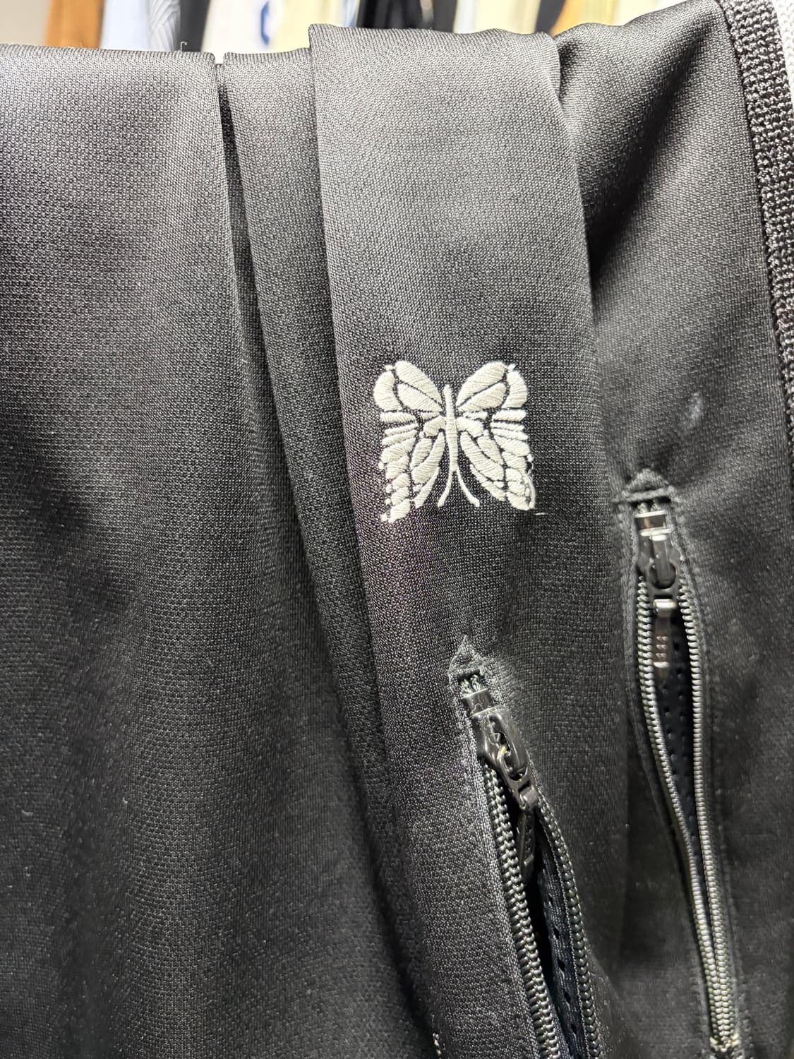 니들스 바지 상품이미지1