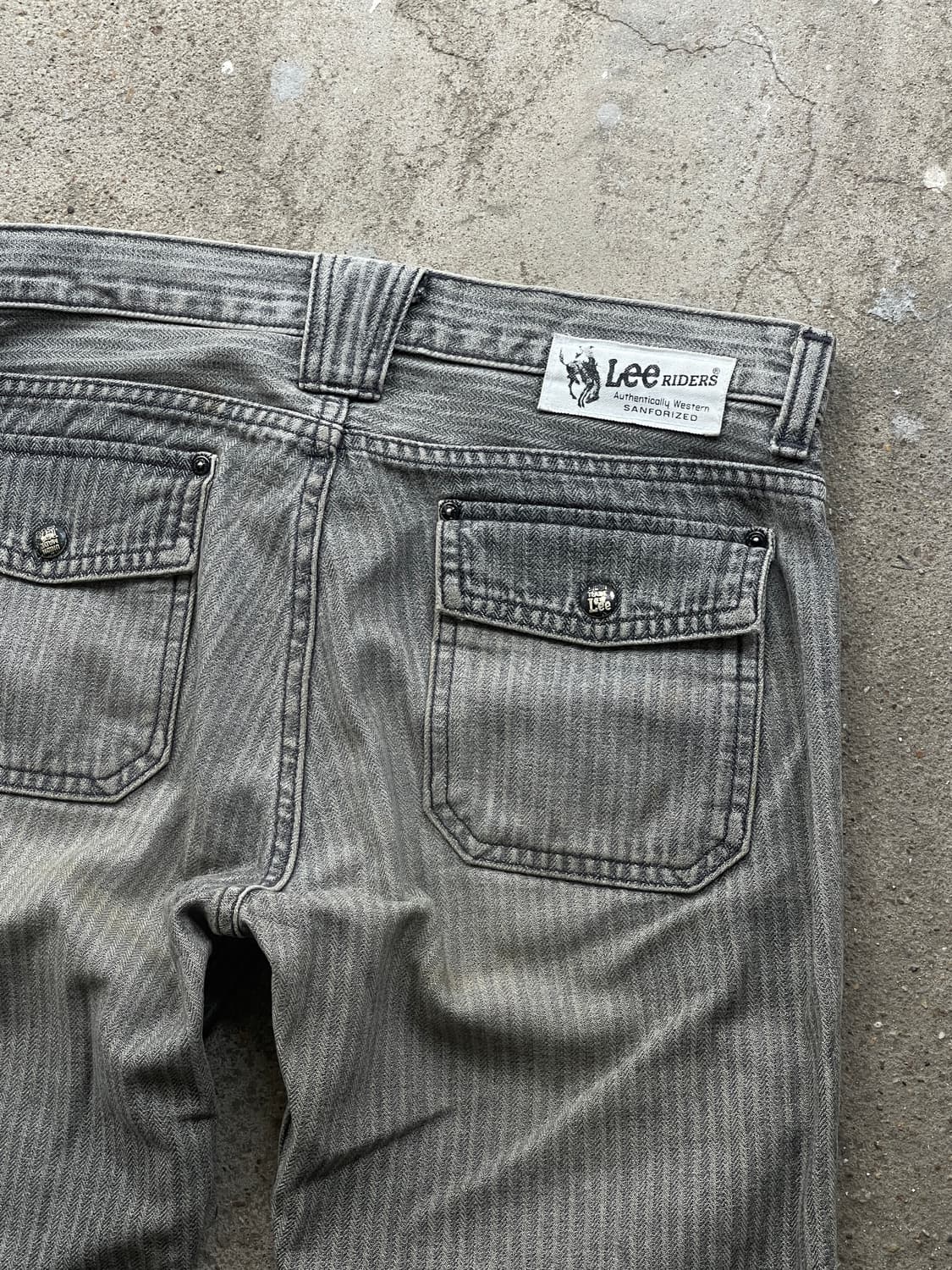 Stripe pocket boots cut jean 상품이미지8
