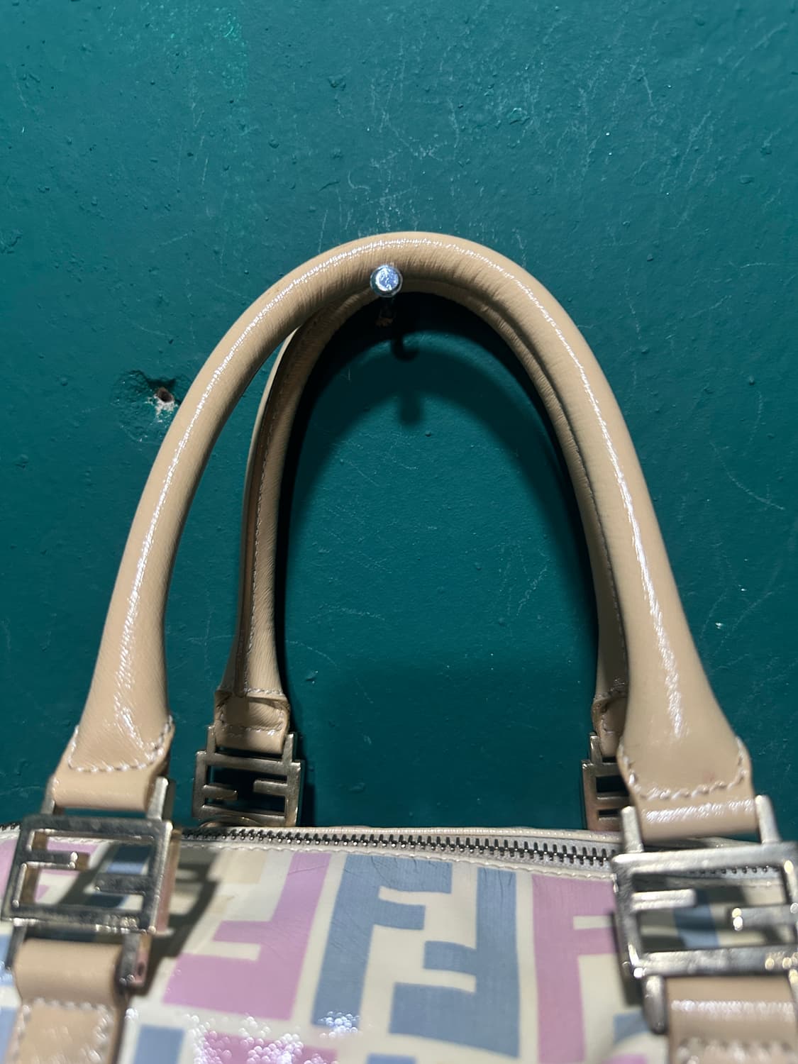 펜디 멀티컬러 FF로고 토드백  상품이미지6