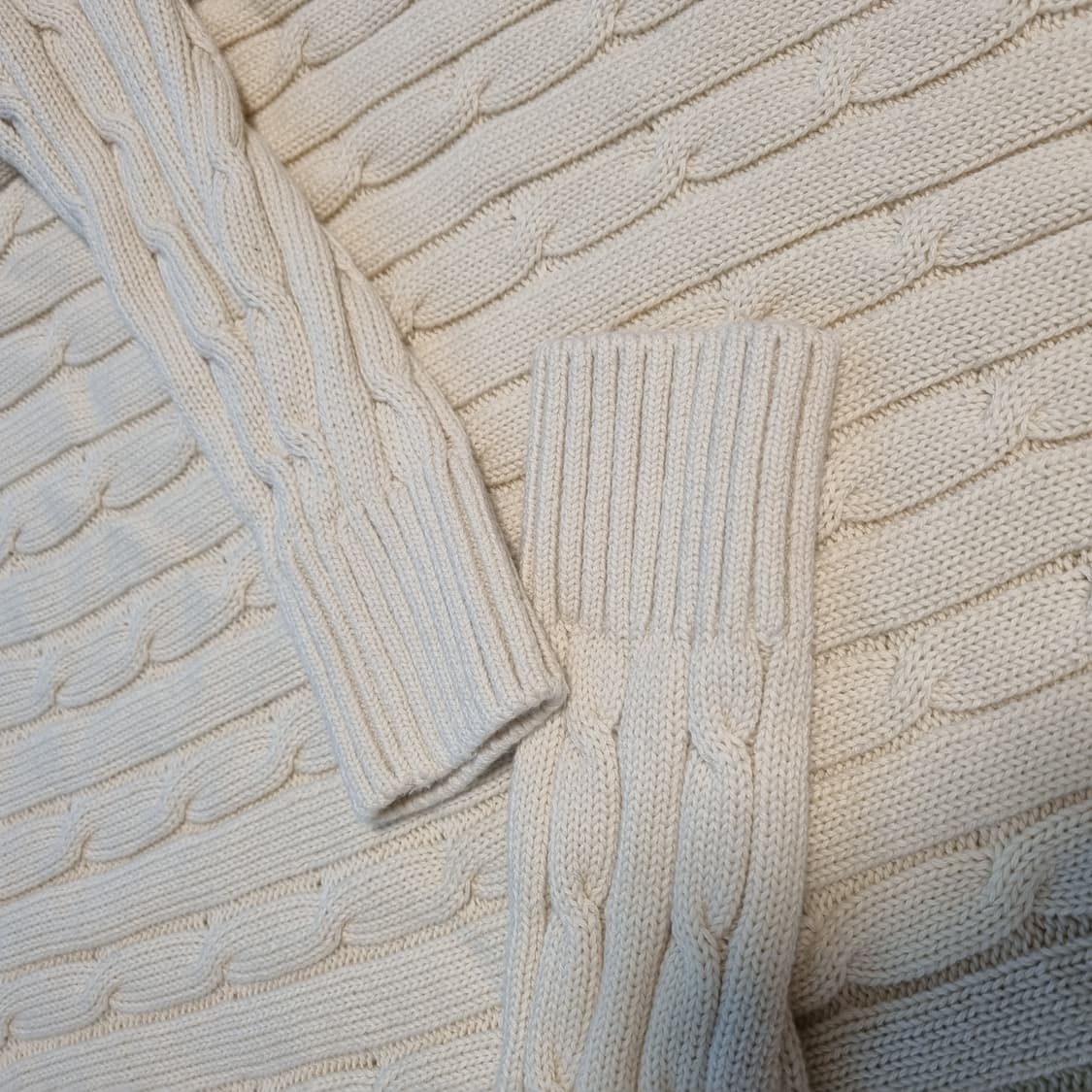 폴로 랄프로렌 브이넥 케이블 니트 아이보리 상품이미지6