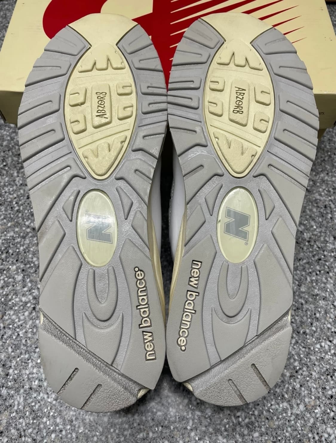 뉴발란스 990v2 MADE IN USA 사이즈 275 Sea-salt색 상품이미지5