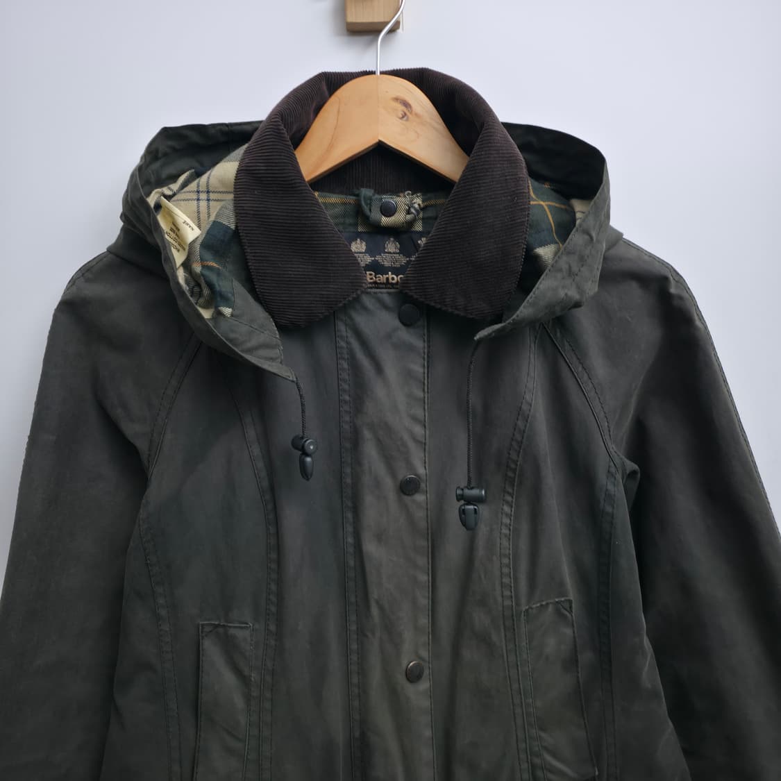 [34,S] 바버 비드넬 후드 왁스 자켓 상품이미지2