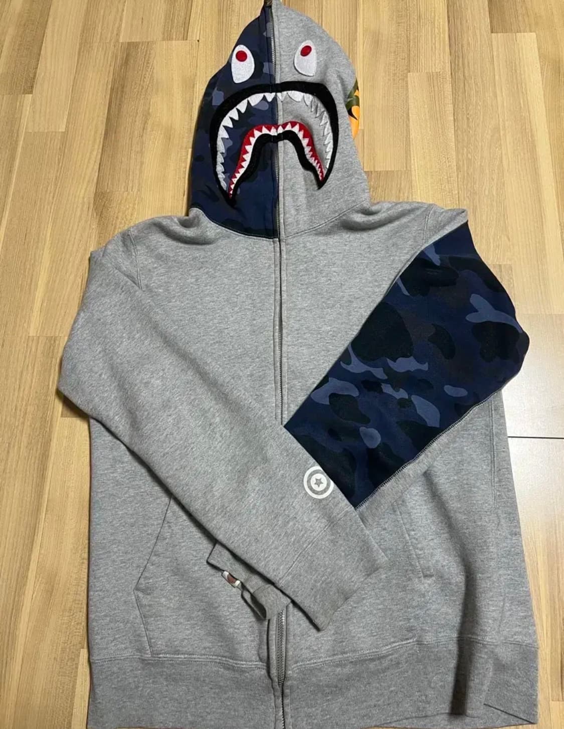 베이프 반 청계 카모 L 샤크후드 상품이미지1